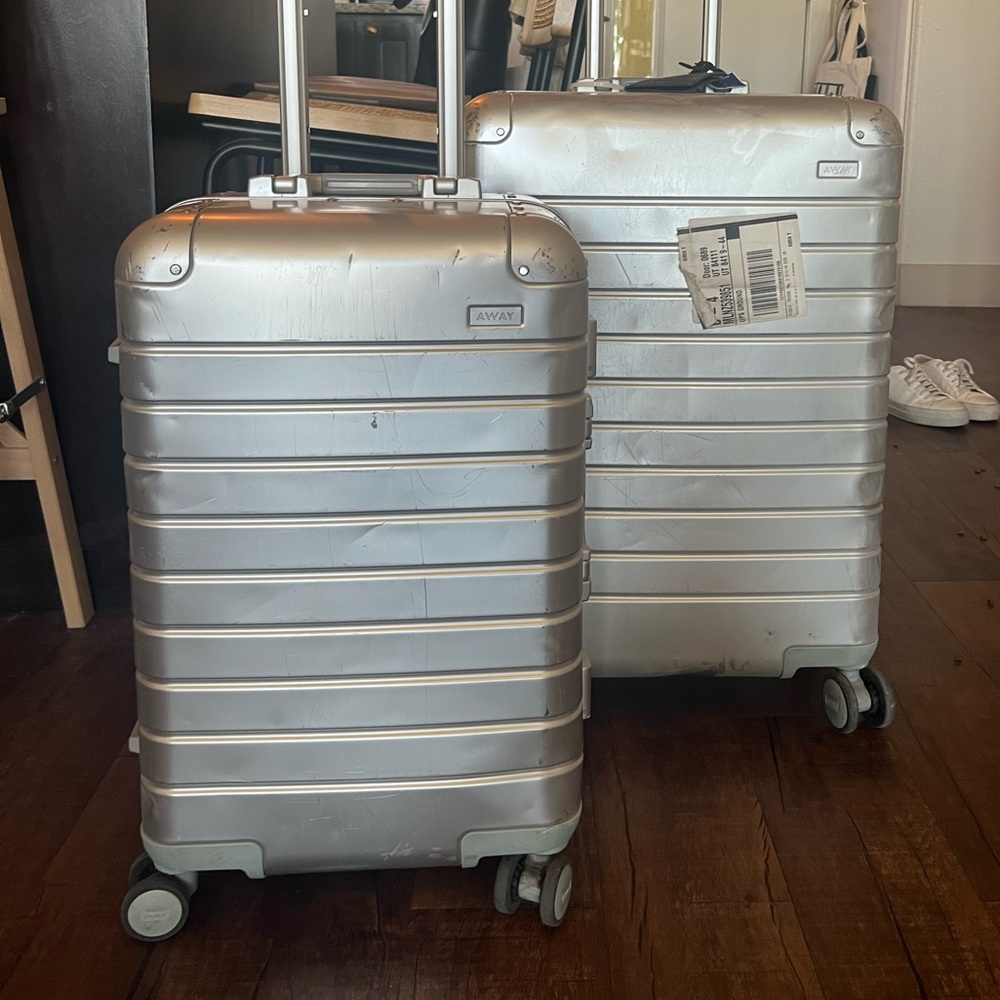 Away Aluminum Luggage: Carry on Only